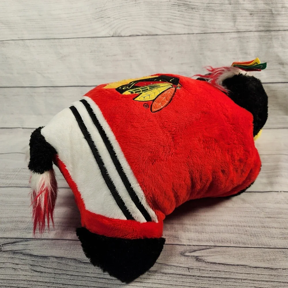 NHL Chicago Blackhawks Pillow Pets Tommy Hawk Mascot Plush Red Black 19 inch